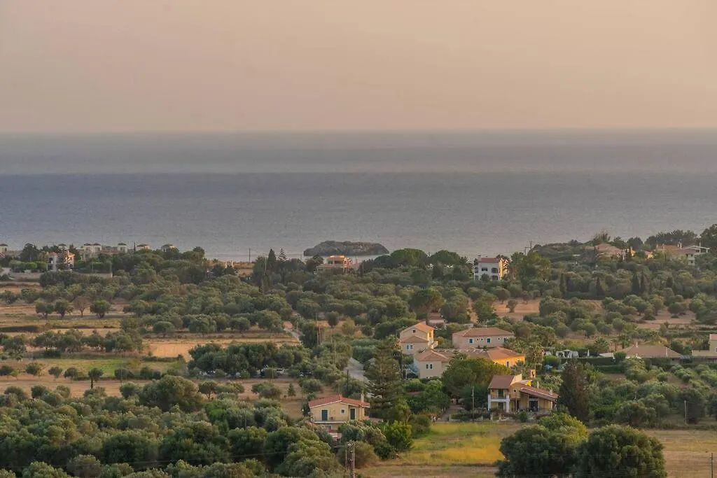 Dimitris Luxury Apartment Kaligata