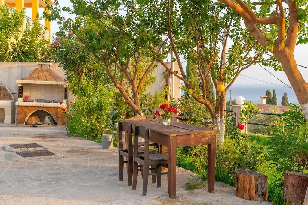 Dimitris Luxury Apartment Kaligata